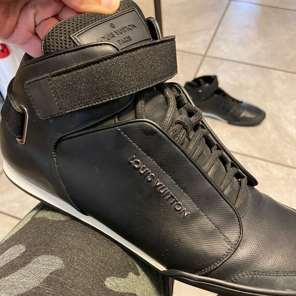 Men’s Louis Vuitton sneakers - Picture 8 of 8